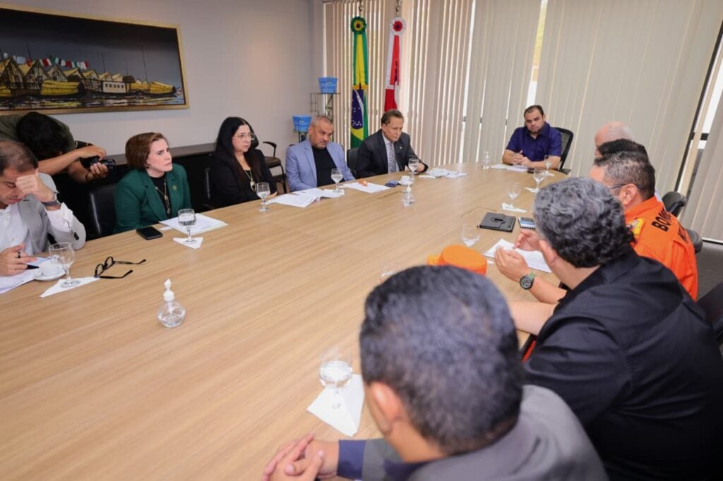 Tribunal de Contas do Amazonas intensifica ações frente à estiagem e queimadas no estado