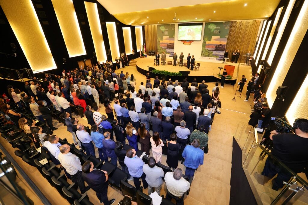Seminário no Tribunal de Contas do Amazonas debate desafios logísticos e infraestrutura escolar na região