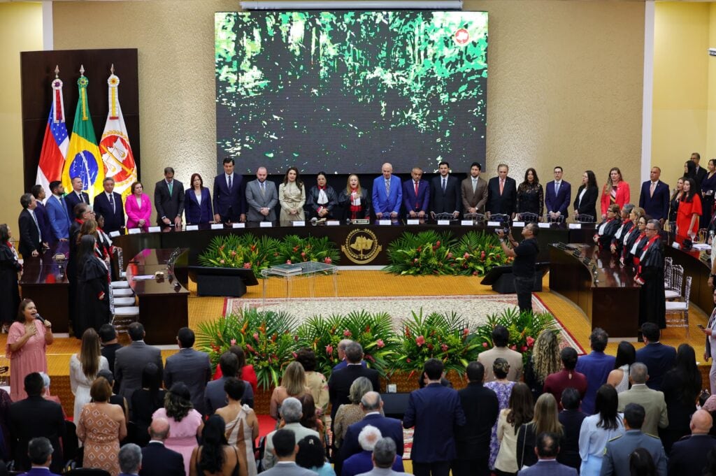 TCE-AM participa da solenidade de recondução de Leda Mara ao comando do MPAM